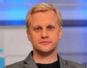 Шабунін у центрі скандалу – ухилення від служби та використання волонтерського авто