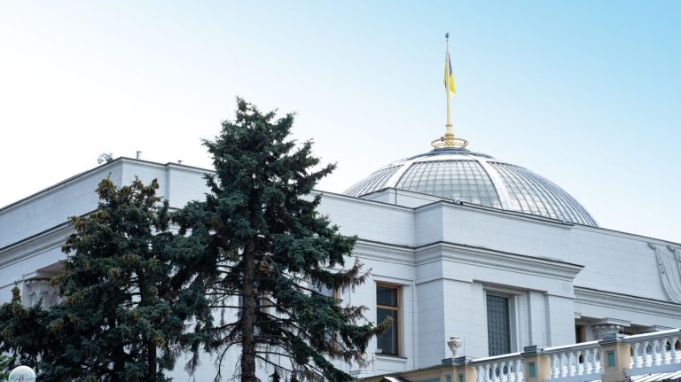 Народні депутати почали визнавати помилку в голосуванні за закон про НАБУ