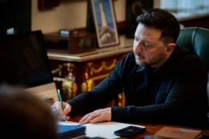 Україна вдарила санкціями по тіньовому флоту та росіянах, причетних до викрадення дітей