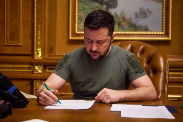 Зеленський провів кадрові зміни в дипломатичному корпусі