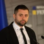 Голова фракції «Слуга народу» зробив заяву перед голосуванням за Хмару і Сибігу