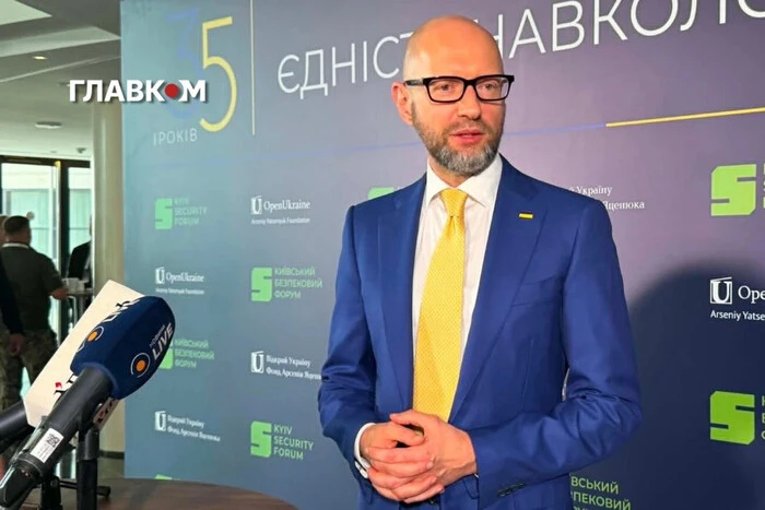 Яценюк розкрив кумедний секрет, як Порошенко став президентом